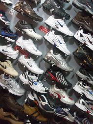 Different Shoes  - الخليل