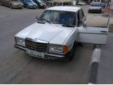 مرسيدس  200  موديل 1981