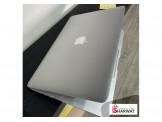 Macbook pro core i5 2015 