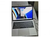 MacBook Pro (15-inch, 2017) مستعمل - 2