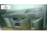 ثلاجة سلطات ستانليس كبير وممتازة