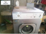 ماكنات محل دراي كلين مع الاثاث للبيع بسعر مغري - 3