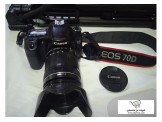 كاميرا canon eos 70D مع عدسة اوتوماتيك ١٨/١٣٥ - 2