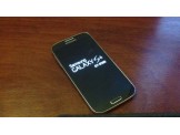جهاز s4 بحالة اكثر من ممتازة 