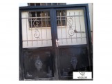 بوابة حديد