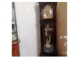 ساعة واقفة كبيرة