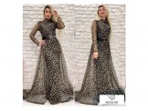 بدلات وفساتين بسعر مغري