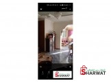 مزنون ''طاولة تلفزيون