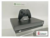 جهاز Xbox One X بحالة ممتازة كالجديد