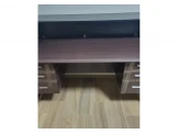 مكتب خشبي بحالة ممتازة - 2