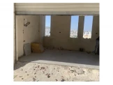مخازن وقاعة للبيع - 1