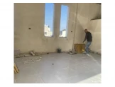 مخازن وقاعة للبيع - 2